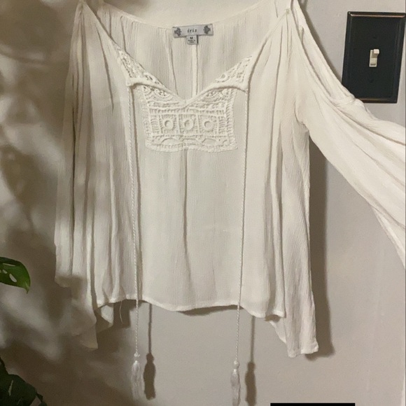 Top - Picture 1 of 1